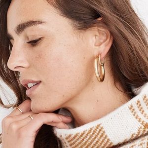 Gold chunky Madewell hoops